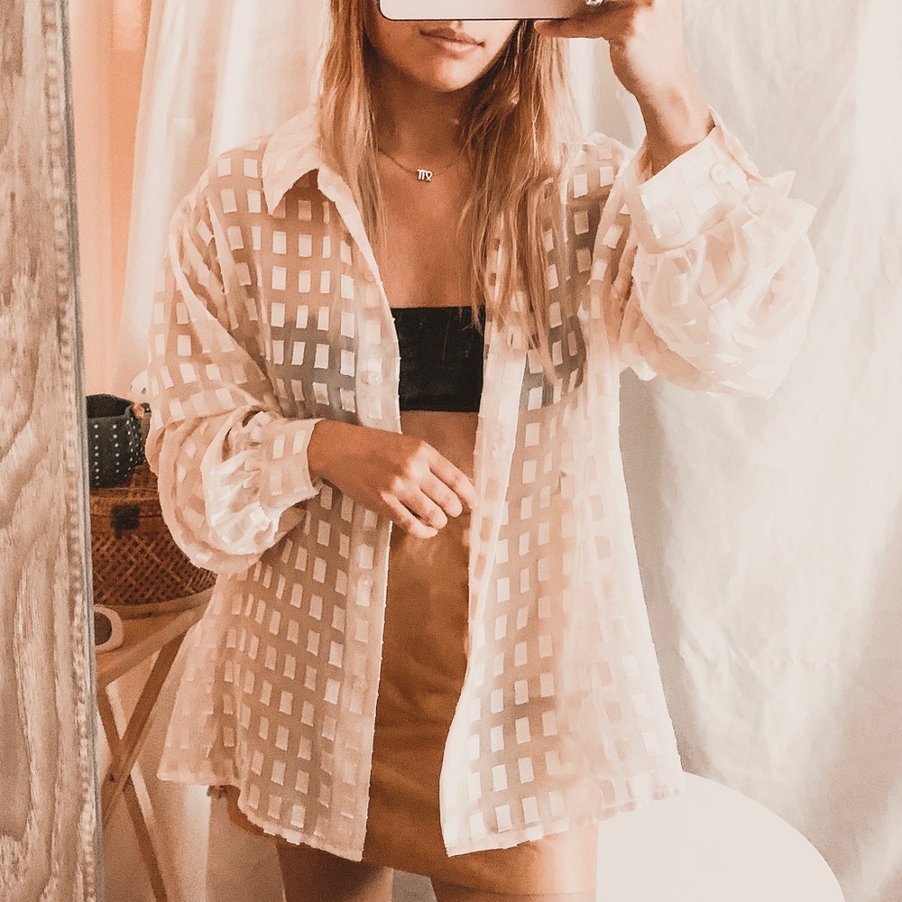 Vintage cream sheer champagne rectangle print top - Picture 2 of 8